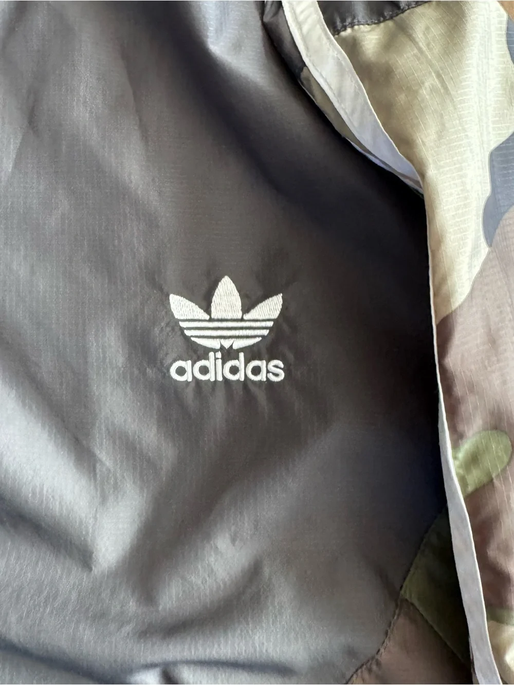 adidas hooded windbreaker